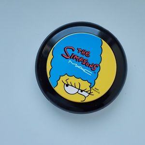 M.A.C LIMITED EDITION Simpsons Collection Powder Blush in "Pink Sprinkles"